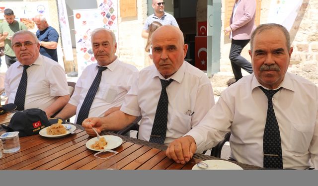 Edirne'de Türk Mutfağı Haftası'nda muharip gaziler için geleneksel helva yapıldı