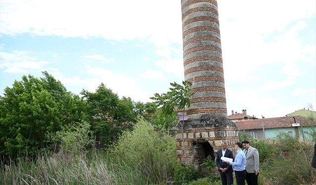 Edirne'de yalnızca yıkık minaresi kalan Zincirlikuyu Camisi ihya edilecek