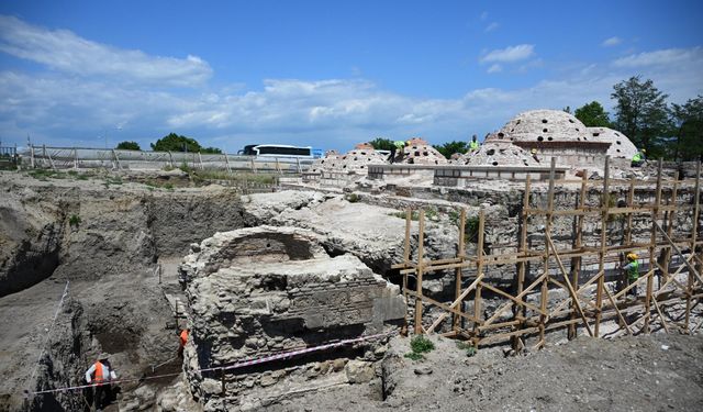 Edirne'deki Gazi Mihal Hamamı'nda restorasyon sürüyor
