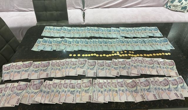 FETÖ'ye yönelik İzmir merkezli operasyonda yakalanan 13 şüpheli tutuklandı