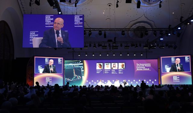 Hazine ve Maliye Bakanı Şimşek, Katar Ekonomi Forumu'nda konuştu: