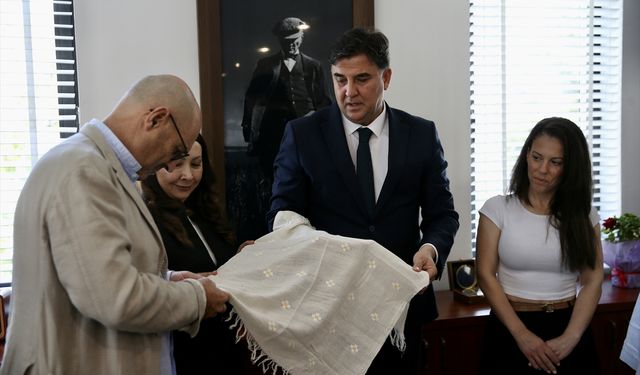 İngiliz heyetten Fethiye Belediye Başkanı Karaca'ya ziyaret