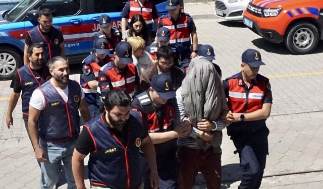 Muğla'da bir kişinin evinde silahla öldürülmesiyle ilgili 3 zanlı tutuklandı