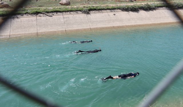 Şanlıurfa'da sulama kanalında akıntıya kapılan çocuk aranıyor