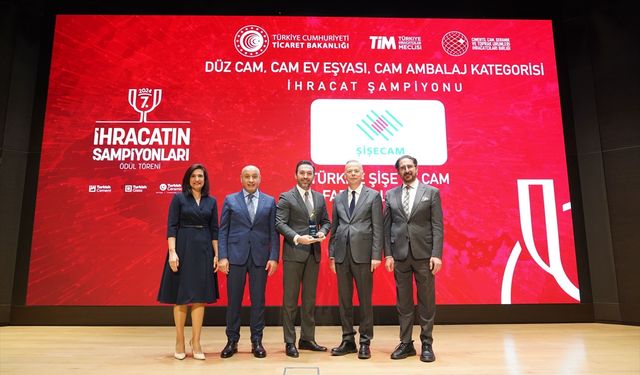 Şişecam, ihracatın şampiyonları ödül töreninde 3 kategoride birincilik aldı