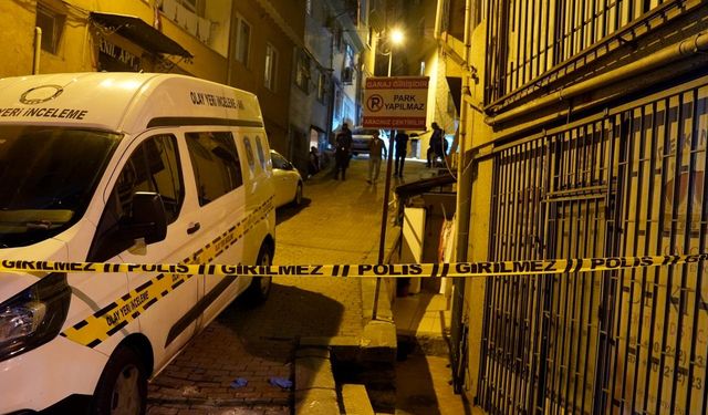 Şişli'de polisle silahlı çatışmaya giren kişi ikna edilerek gözaltına alındı
