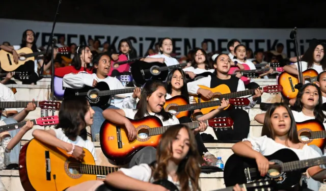 Bursa Gemlik’in genç sanatçıları, 19 Mayıs’ta yeteneklerini sergiledi 