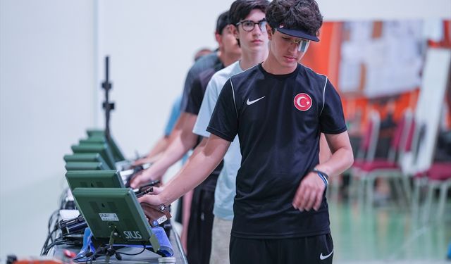 Avrupa Gençlik Olimpik Festivali'nden davet alan milli atıcı Ömer Tuna'nın gözü olimpiyatlarda