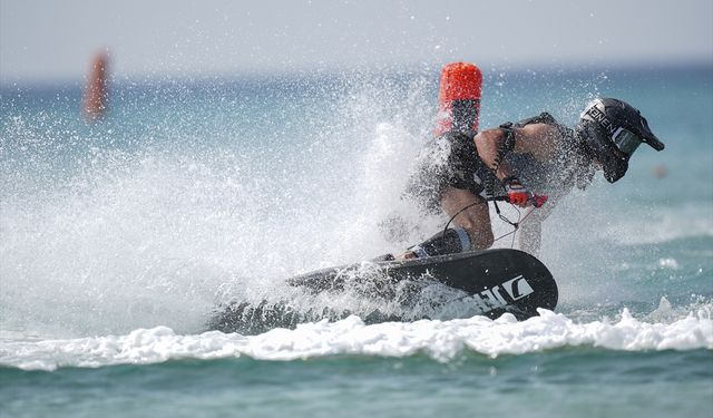 Dünya Motosurf Şampiyonası, Çeşme'de başladı