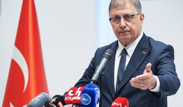 İzmir Büyükşehir Belediyesinde 1000'den fazla işçinin işten çıkarılması kararlaştırıldı
