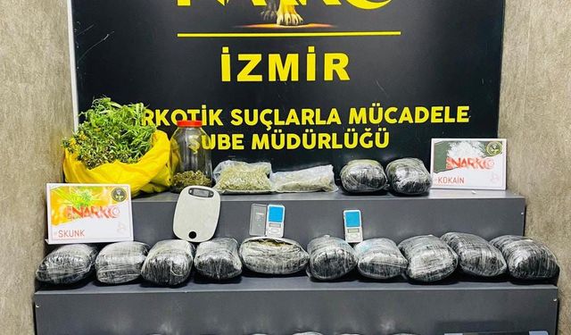 İzmir'de 22 kilo 547 gram uyuşturucu ele geçirildi, 1 şüpheli tutuklandı