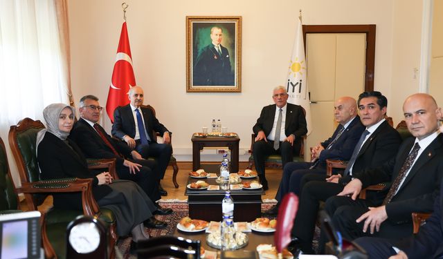 TBMM Başkanı Kurtulmuş, İYİ Parti TBMM Grubu'nu ziyaret etti: