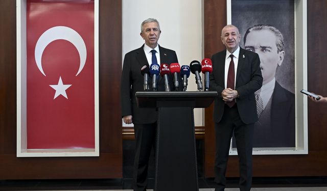 Zafer Partisi Genel Başkanı Özdağ, ABB Başkanı Yavaş'ı ziyaret etti