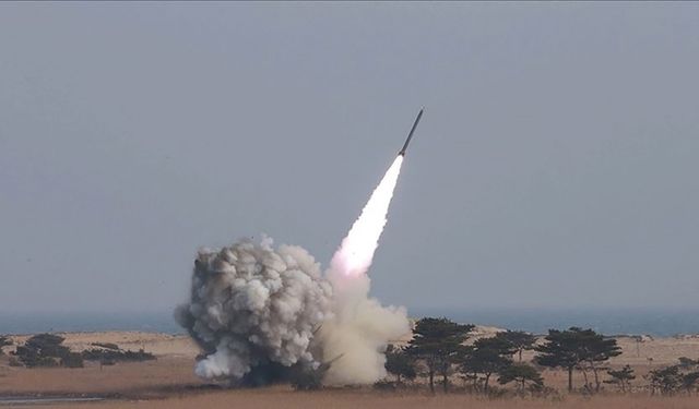 Güney Kore, yerli üretim uzun menzilli havadan karaya güdümlü füzeyi test etti