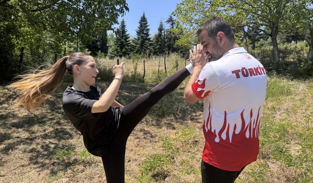 İlk kez giydiği milli formayla Balkan şampiyonu olan wushucu Berrin, hedef büyüttü