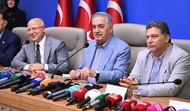AK Parti Genel Başkan Yardımcısı Yazıcı, Bursa'da 'Türkiye Yüzyılı Buluşmaları' programında konuştu