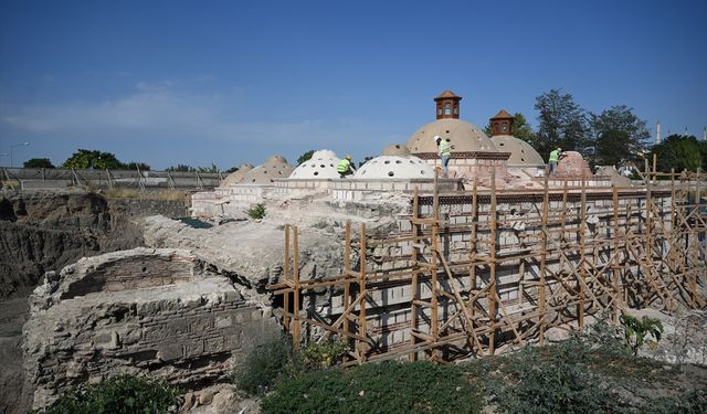 Edirne'deki tarihi hamamda restorasyon çalışmaları sürüyor