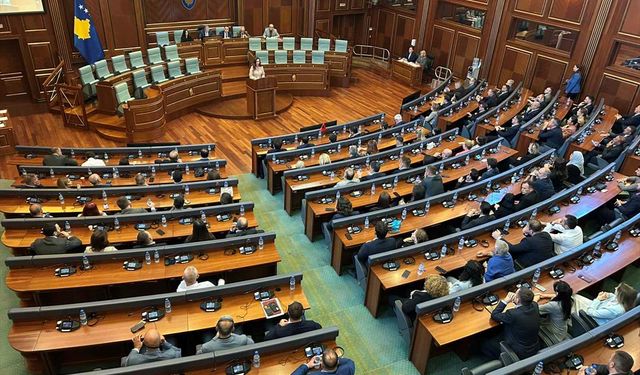 Kosova'da meclis başkanlığına Dimal Basha seçildi