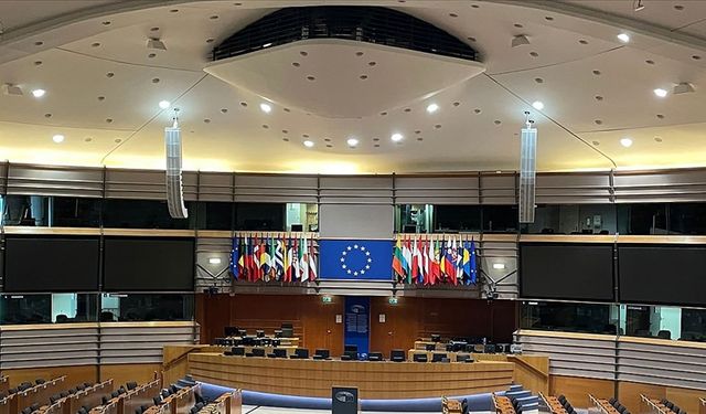 AB, 150 milyar avroluk savunma fonuna tam talep olduğunu duyurdu