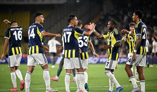 Fenerbahçe, sezonun ilk maçında Feyenoord karşısında tur için avantaj arayacak