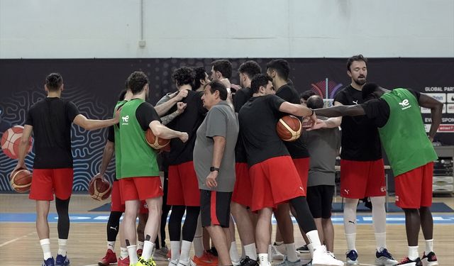 A Milli Basketbol Takımı, İsveç maçına hazır
