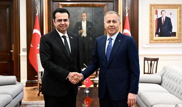 İçişleri Bakanı Yerlikaya, Pakistan İçişleri ve Narkotik Kontrolden Sorumlu Devlet Bakanı Chaudhry ile görüştü