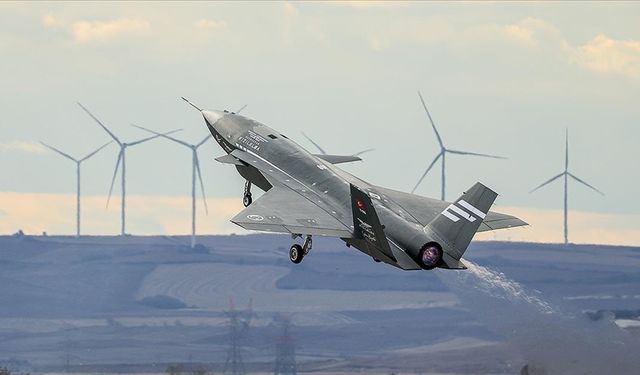 Bayraktar KIZILELMA'dan ilk atışta tam isabet