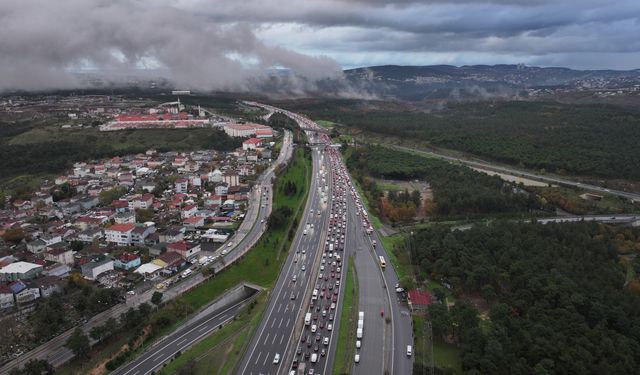 İstanbul'da trafik yoğunluğu yüzde 90'a ulaştı