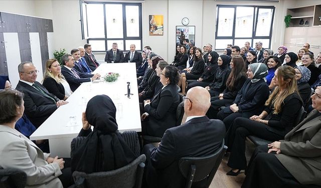 Öğretmen, öğrenci ve veliler 24 Kasım'ı birlikte kutlayacak