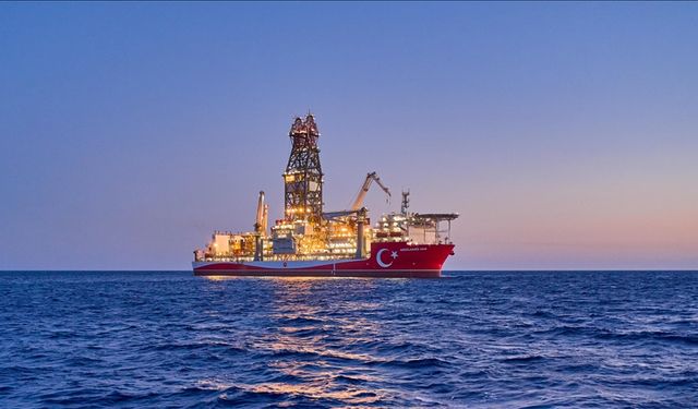 Türkiye, hidrokarbon arama ve üretimi kapsamında kara ve denizde 300 kuyuda sondaj yapacak