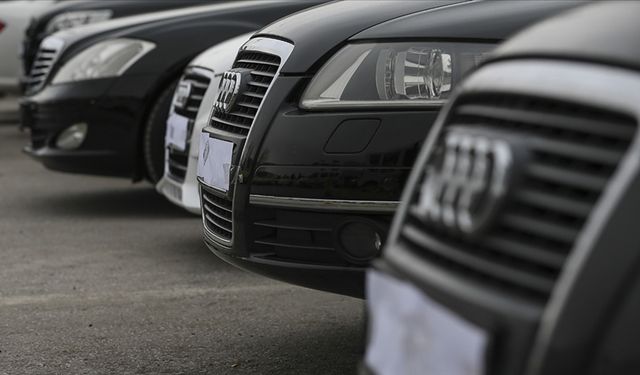 Gümrüklerde bu yıl kaçakçılık kapsamında değeri 1,7 milyar lirayı aşan 434 araç için adli işlem yapıldı