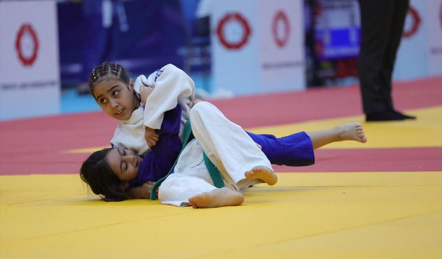 9. Uluslararası Madenci Kupası Judo Turnuvası başladı