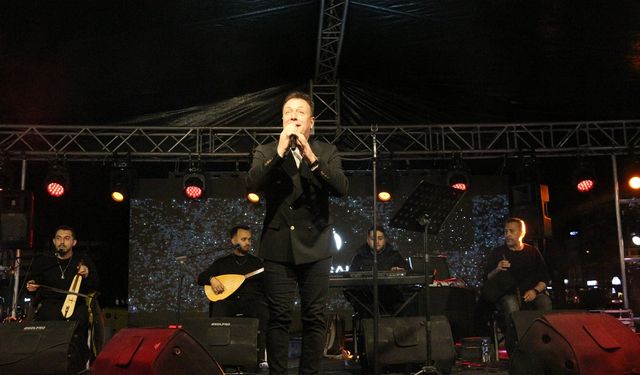 Hatay'da 'İskenderun Gastronomi ve Yeni Yıl Şenliği' sürüyor