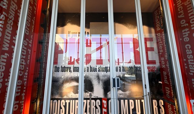 Los Angeles County Sanat Müzesi ziyaretçilerin ilgisini çekiyor