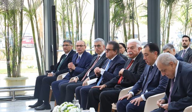 Sağlık Bakanı Memişoğlu, Mısır'da bir üniversite hastanesinin açılışına katıldı