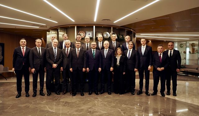 TCMB Başkanı Karahan, Bankalar Birliği Yönetim Kurulu üyeleriyle bir araya geldi