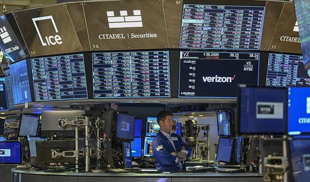 Küresel piyasalarda Fed'e ilişkin 'şahin' faiz indirimi endişeleri devam ediyor