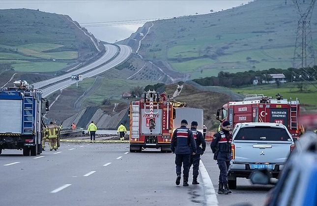 F-16 Kaza Kırıma Uğradı: 1 Pilot Şehit Oldu