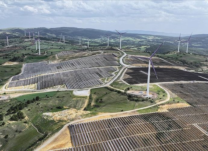 Enerjide Rüzgâr ve Güneş Rekoru