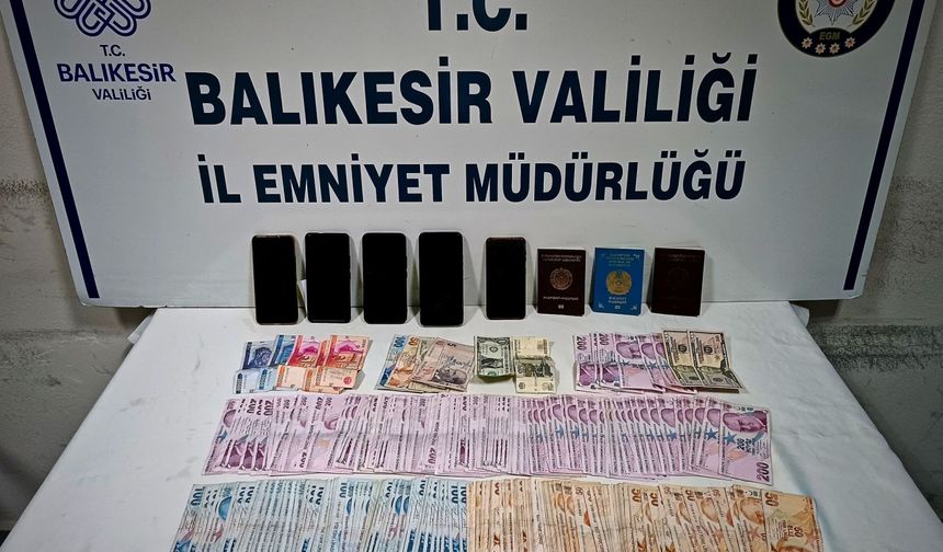 Balıkesir'de fuhuş operasyonunda yakalanan 3 zanlı tutuklandı