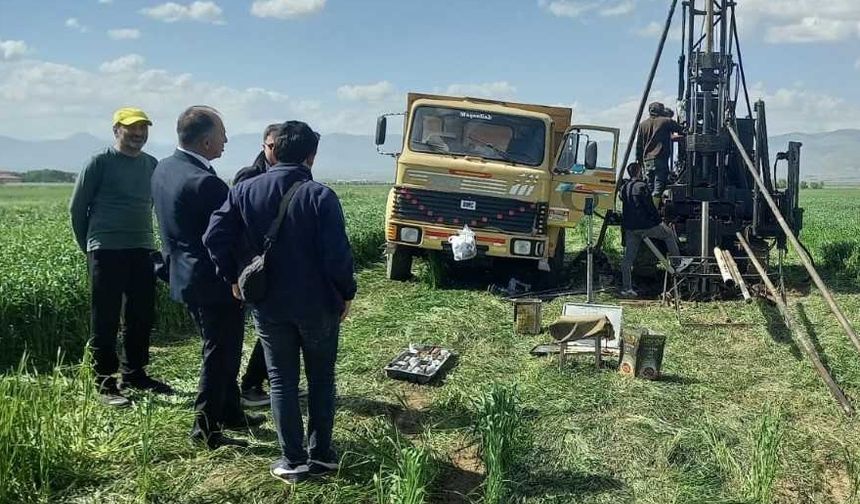 Erzurum'a yapılacak yeni stadyum için sondaj çalışması başlatıldı
