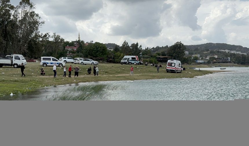GÜNCELLEME 3 - Adana'da Seyhan Baraj Gölü'nde kaybolan kişiyi arama çalışmalarına ara verildi