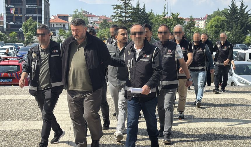 GÜNCELLEME - Döner zincirine yönelik Bolu merkezli FETÖ soruşturmasında yakalanan 6 şüpheli serbest bırakıldı