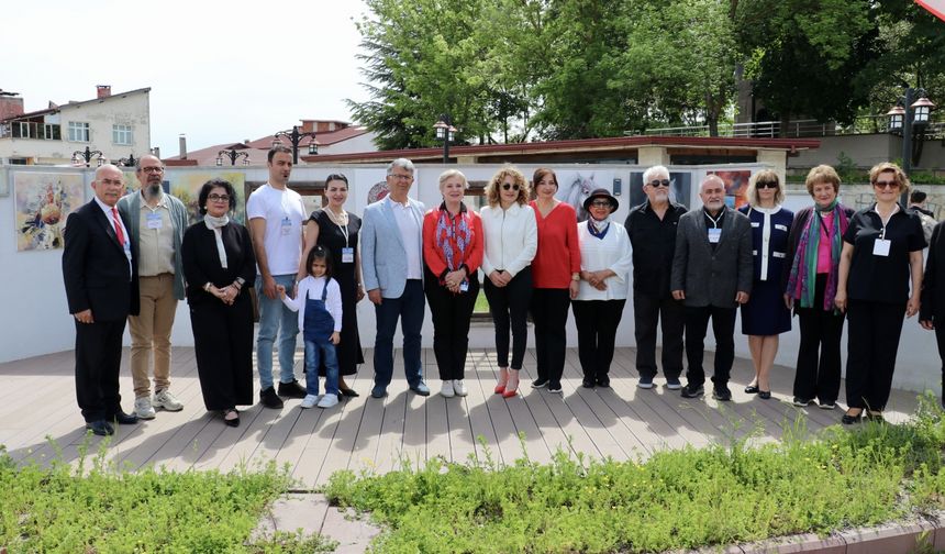 Samsun'da "Bizim Heybe'miz Uluslararası Sanat Çalıştayı ve Resim Sergisi" açıldı