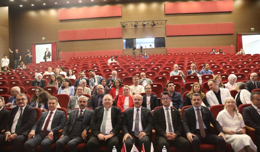 Uluslararası 33. İletişim Fakülteleri Dekanları Konseyi Toplantısı Çanakkale'de başladı