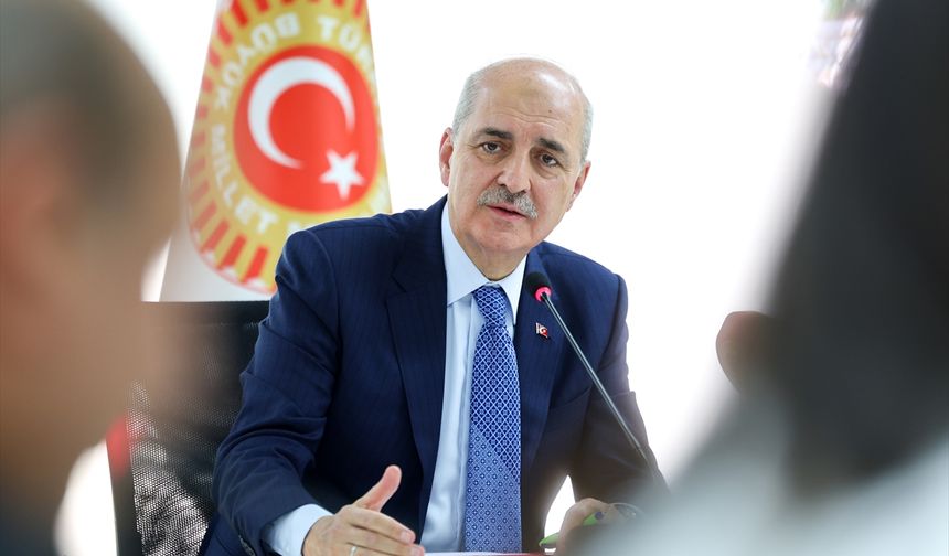 TBMM Başkanı Kurtulmuş, Brüksel'de Türk gazetecilerle bir araya geldi:
