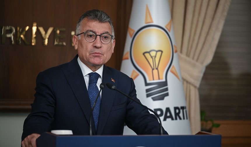 AK Parti, çalışma hayatına ilişkin düzenlemeleri de içeren kanun teklifini TBMM Başkanlığına sundu