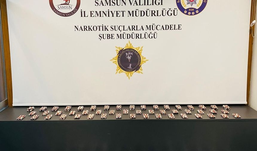 Samsun'da 3 bin 500 sentetik ecza hapı ele geçirildi