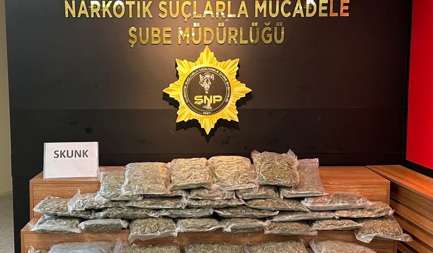 Şanlıurfa'da 35 kilo 250 gram sentetik uyuşturucu ele geçirildi