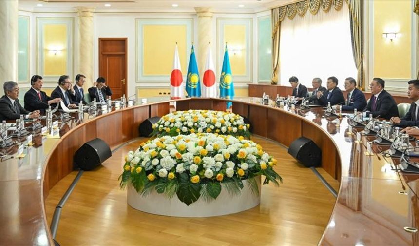 Japonya, Kazakistan'daki nükleer deneme mağdurlarına 7,4 milyon dolarlık hibe sağlayacak